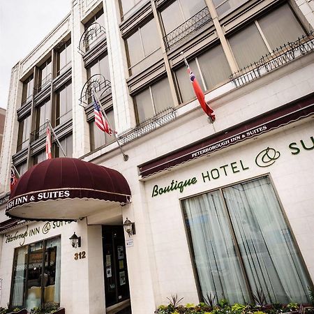 Peterborough Inn & Suites Hotel Экстерьер фото
