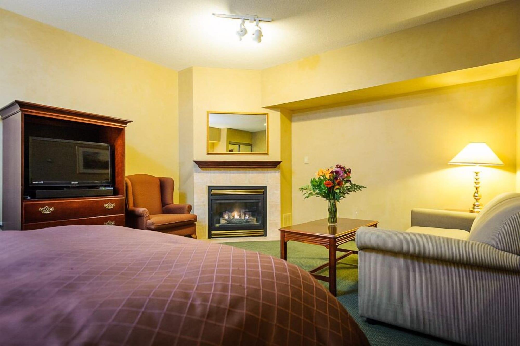 Peterborough Inn & Suites Hotel Экстерьер фото