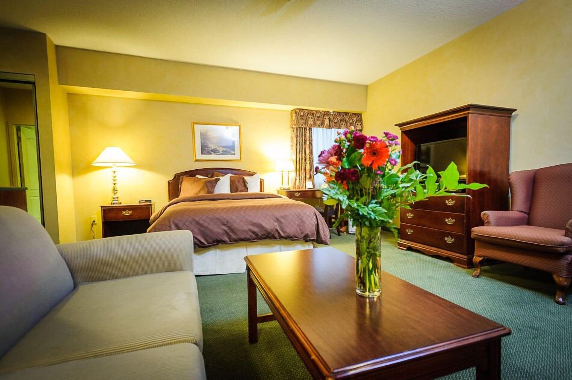 Peterborough Inn & Suites Hotel Экстерьер фото