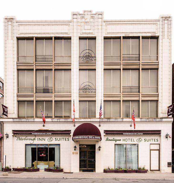 Peterborough Inn & Suites Hotel Экстерьер фото